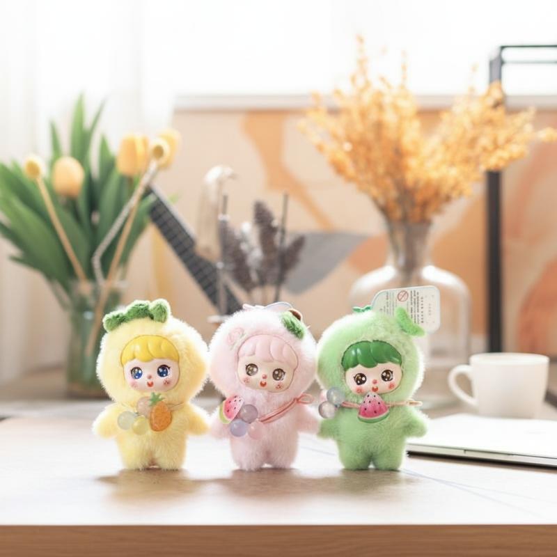 Kids Toys Doll - Uroczy pluszowy breloczek do kluczy w